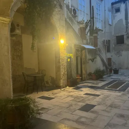 Il Cortile Magico * Siraküza