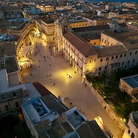 Il Cortile Magico * Syracuse